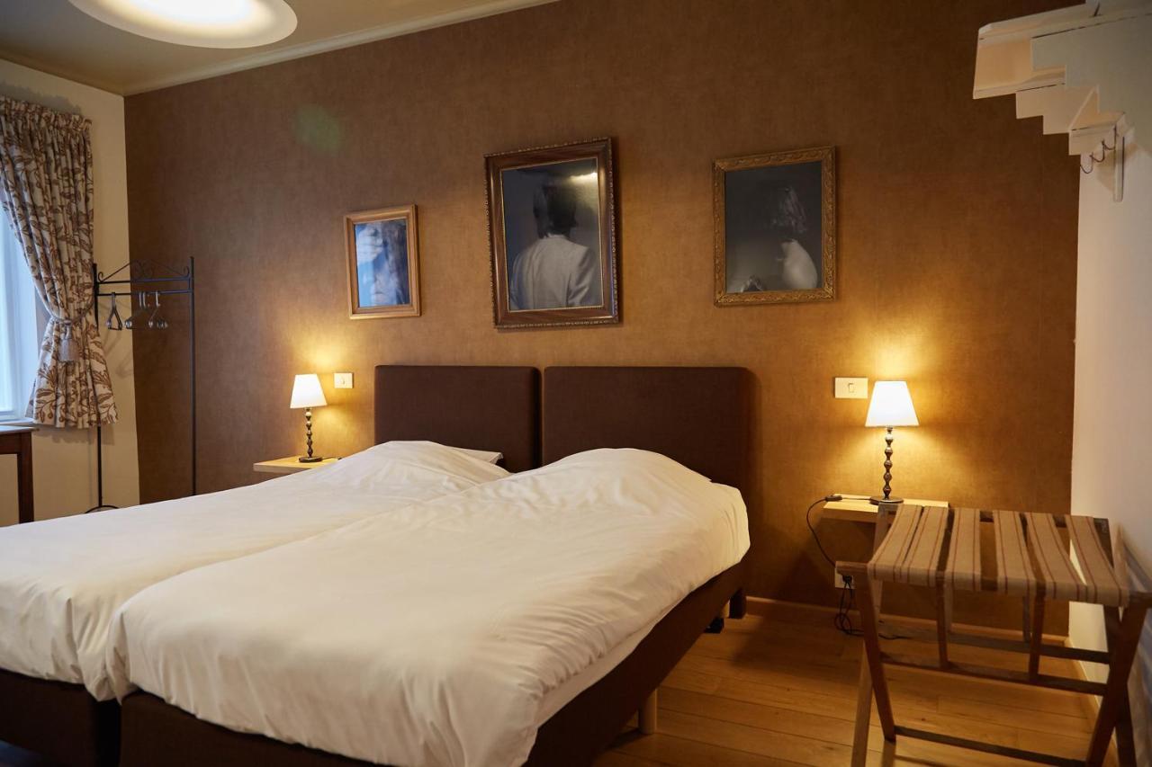 Focus Hotel คอร์ตไรก์ ภายนอก รูปภาพ