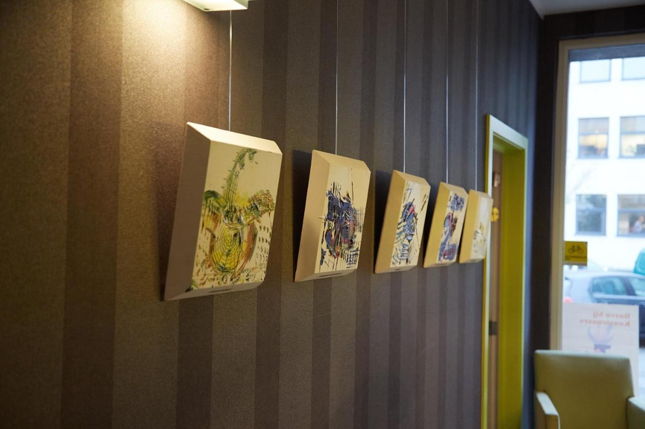 Focus Hotel คอร์ตไรก์ ภายนอก รูปภาพ