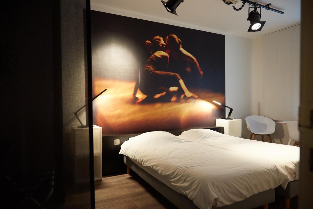 Focus Hotel คอร์ตไรก์ ภายนอก รูปภาพ